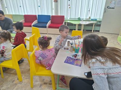 Старт на Коледните работилнички в ДГ " Трети март " зима  2025г. 6