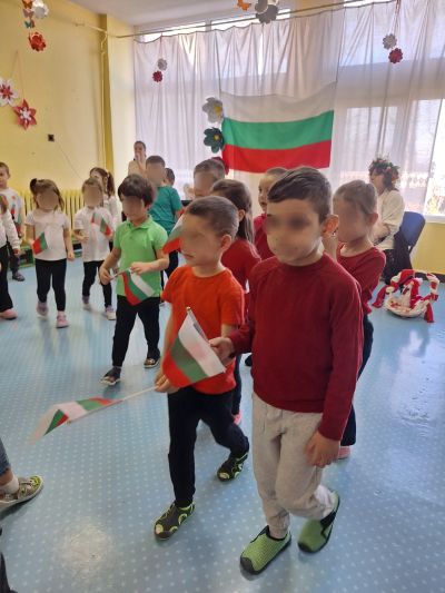 Празник на пролетта и свободата в ДГ "Трети март“ - Плевен 16