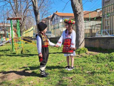 Малките пазители на българските традиции  3